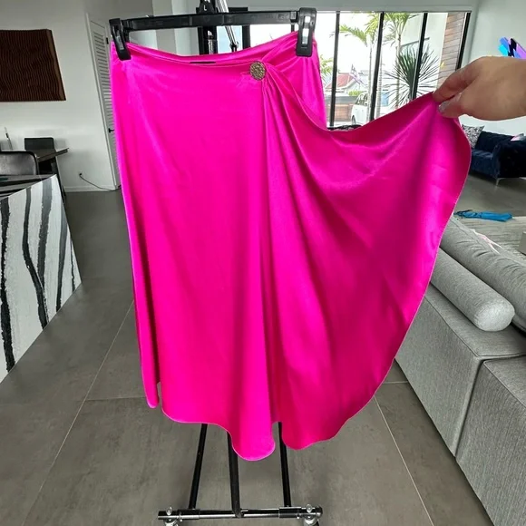 Topshop Fuchsia Satin Skirt - Picture 1 of 9